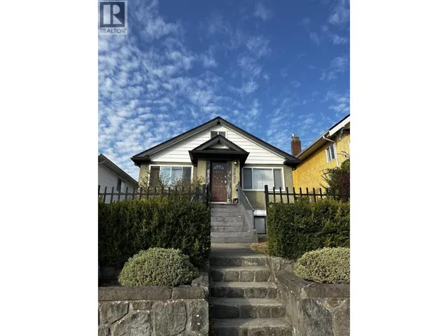 3635 FRANKLIN STREET, Vancouver, British Columbia V5K1Y7
