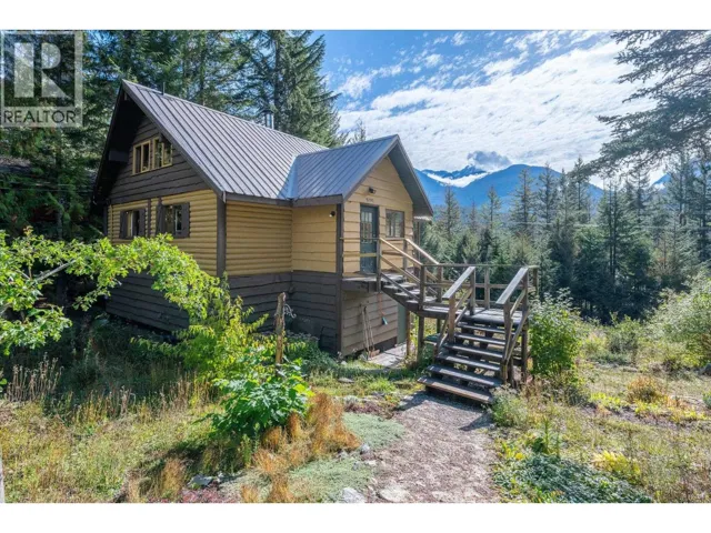 9291 EMERALD DRIVE, Whistler, British Columbia V8E0G5