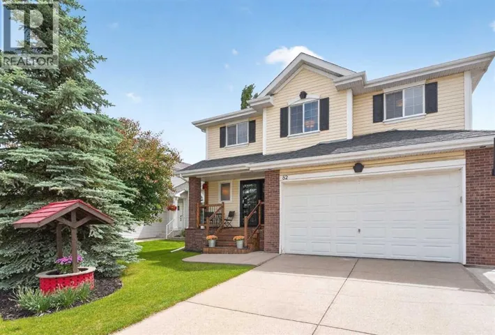 82 Douglasview Circle SE, Calgary, Alberta T2Z2P5