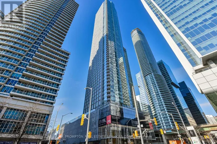 2006 - 10 YORK STREET, Toronto (Waterfront Communities), Ontario M5J0E1