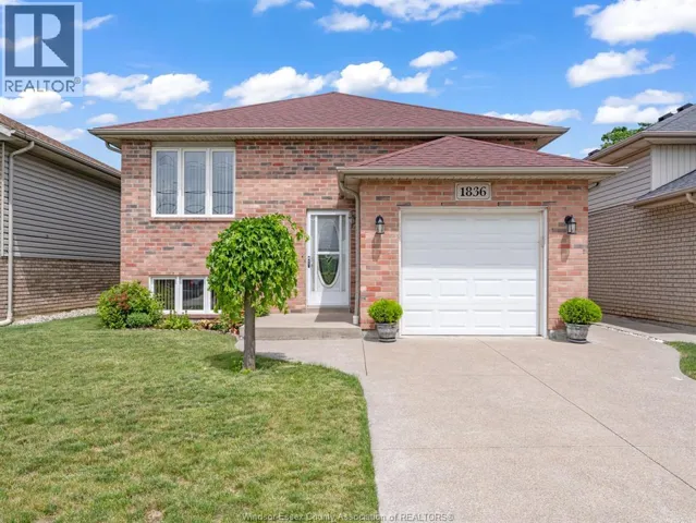 1836 SHEPHERD, Windsor, Ontario N8Y1T5