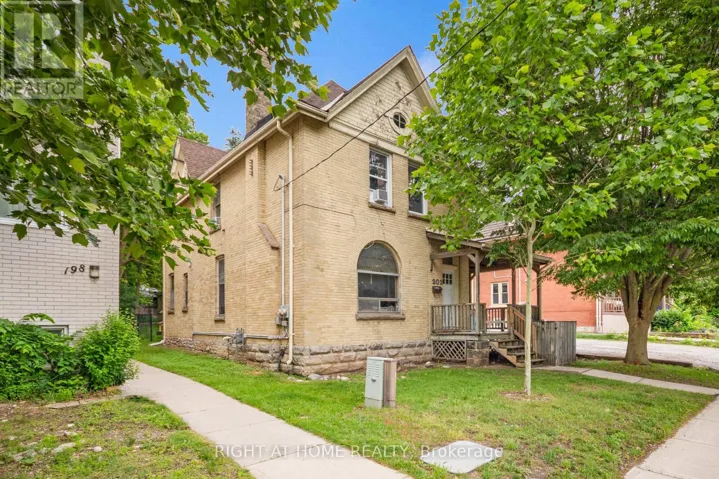 202 SYDENHAM STREET, London East (East B), Ontario N6A1W3