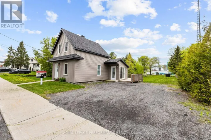 6 SPRING STREET, North Glengarry, Ontario K0C1T0
