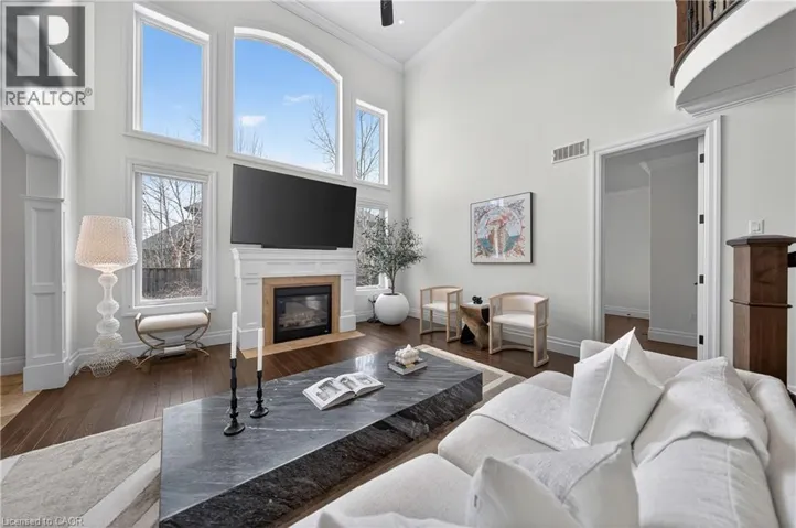 325 DEERFOOT Trail, Waterloo, Ontario N2K0B4
