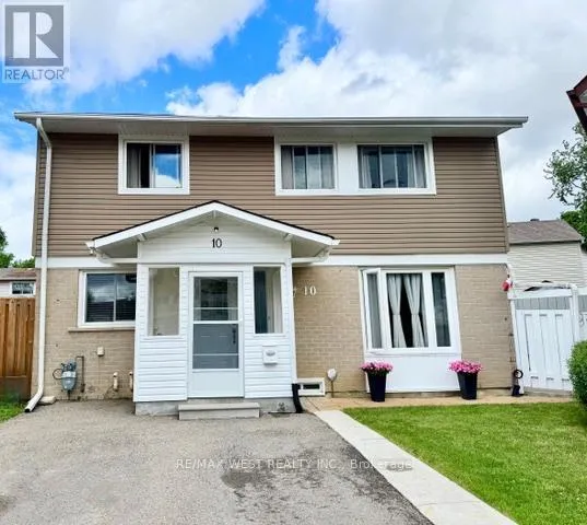 10 HARDCASTLE COURT, Brampton (Central Park), Ontario L6S2B3