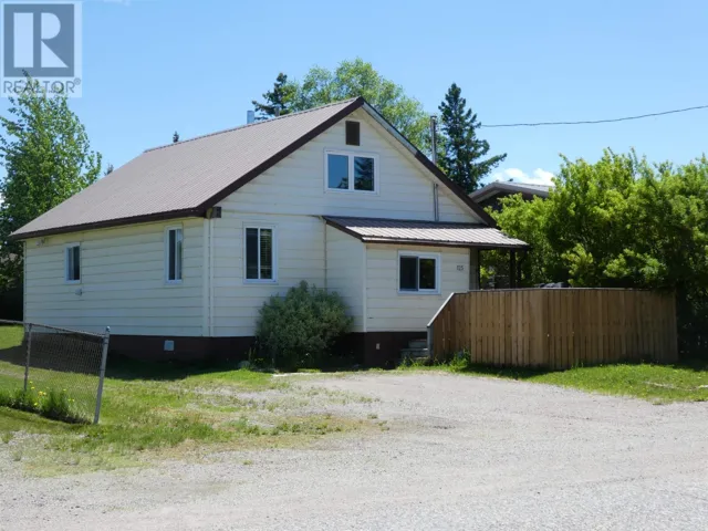 125 Kenogami, Longlac, Ontario P0T2A0