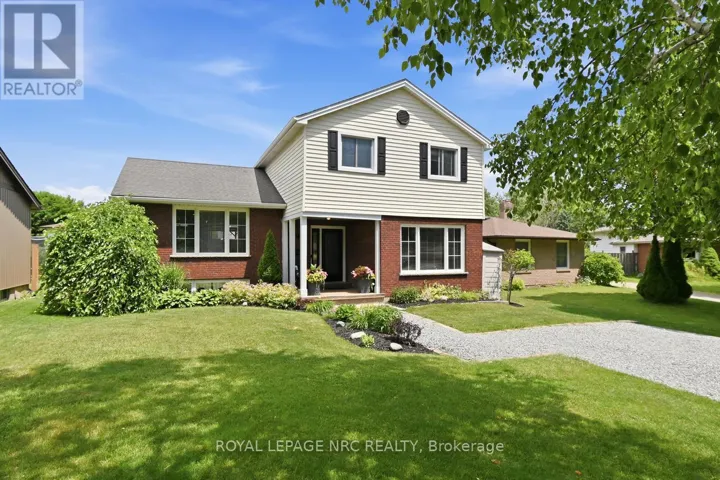 7963 REGENT COURT, Niagara Falls (West Wood), Ontario L2H2S9