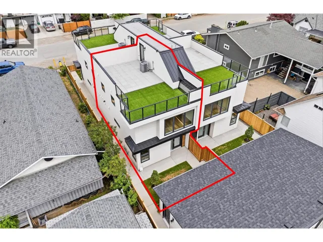 943 Fuller Avenue Unit# 1, Kelowna, British Columbia V1Y6X5