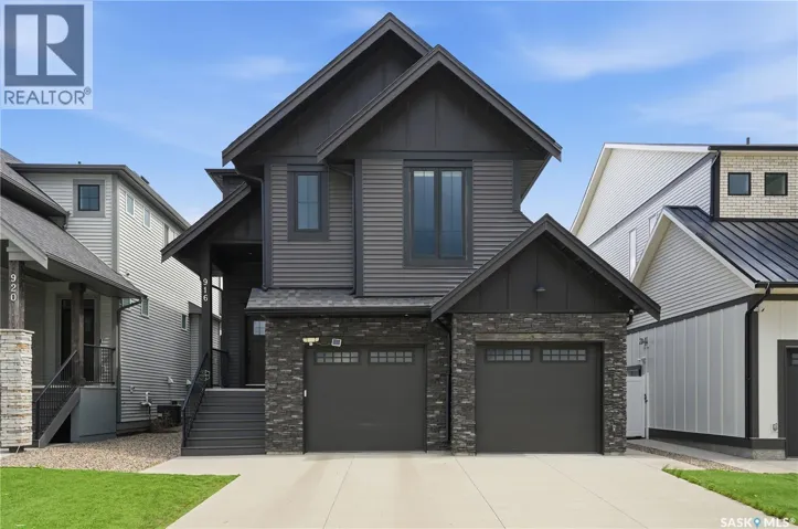 916 Feheregyhazi BOULEVARD, Saskatoon, Saskatchewan S7W1E1