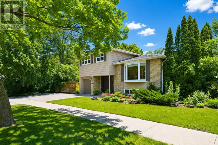 476 MAPLE AVENUE, Oakville (OO Old Oakville), Ontario L6J2J4