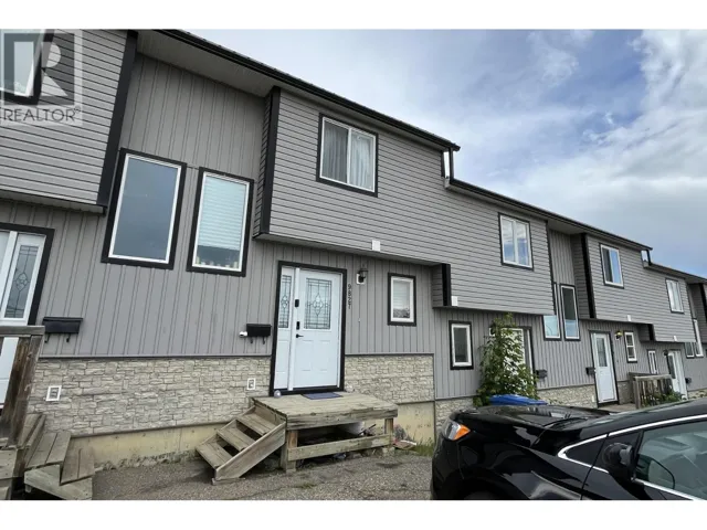 9827 97 STREET, Fort St. John, British Columbia V1J3S4