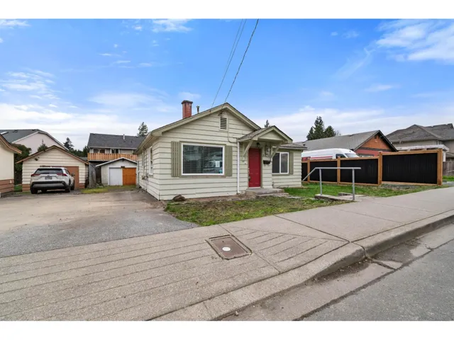 8825 EDWARD STREET, Chilliwack Proper West, Chilliwack, British Columbia V2P4C8
