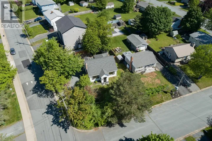 3 Scotsburn Avenue, Dartmouth, Nova Scotia B2X1P8