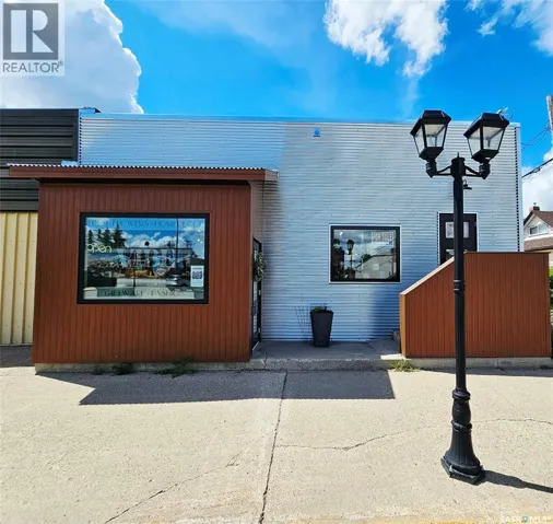 506 Main STREET, Esterhazy, Saskatchewan S0A0X0