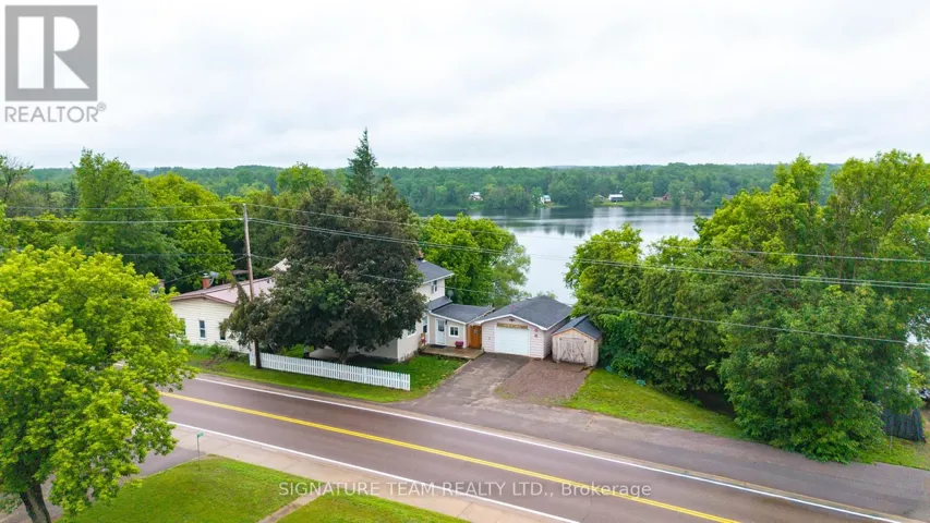 11153 60 HIGHWAY, North Algona Wilberforce, Ontario K0J1X0