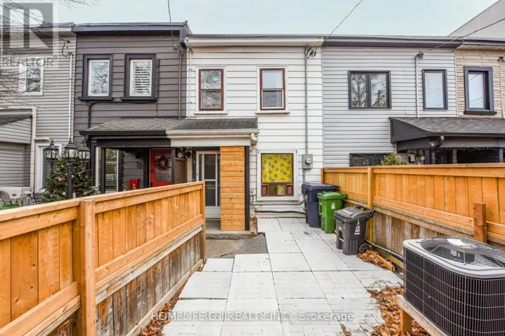23 MYRTLE AVENUE, Toronto (South Riverdale), Ontario M4M2A3
