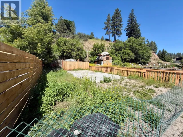135 Fenchurch Avenue, Princeton, British Columbia V0X1W0