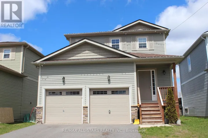 81 DOUGLAS DRIVE, Bracebridge (Macaulay), Ontario P1L0L3