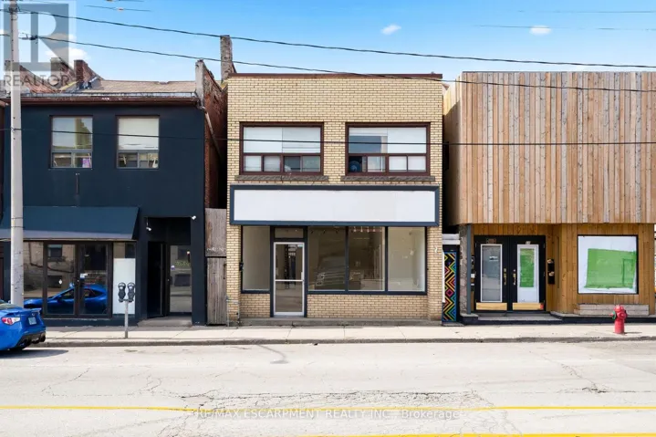 20 BARTON STREET E, Hamilton (Beasley), Ontario L8L2V5