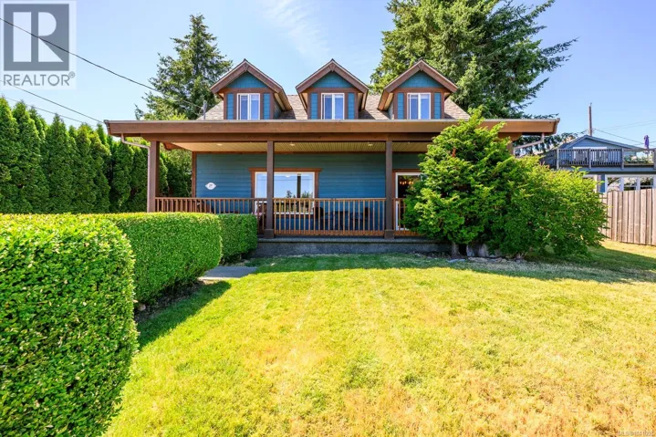 297 Rodello St, Comox, British Columbia V9M1E2