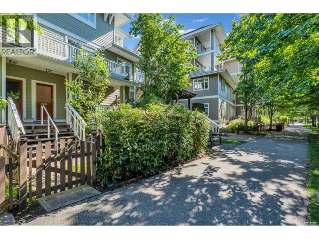 138 7388 MACPHERSON AVENUE, Burnaby, British Columbia V5J0A1