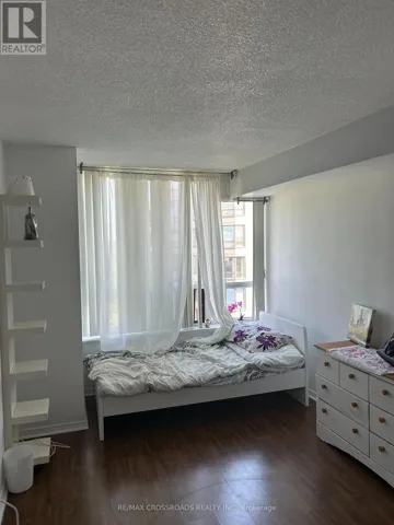 1012 - 91 TOWNSGATE DRIVE, Toronto (Westminster-Branson), Ontario L4J8E8
