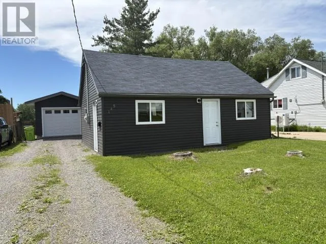 145 Elmwood AVE, Sault Ste. Marie, Ontario P6B4W1
