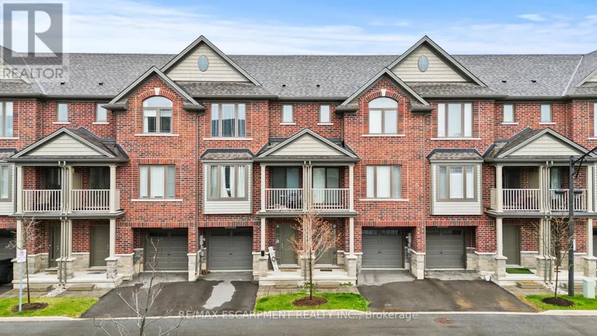 4 - 19 PICARDY DRIVE, Hamilton (Stoney Creek Mountain), Ontario L8J0M7