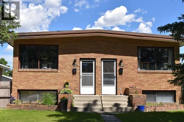 7528 and 7526 35 Avenue NW, Calgary, Alberta T3B1T5