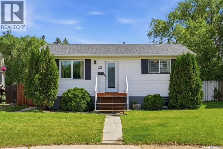 23 Nicholson PLACE, Saskatoon, Saskatchewan S7L5G7
