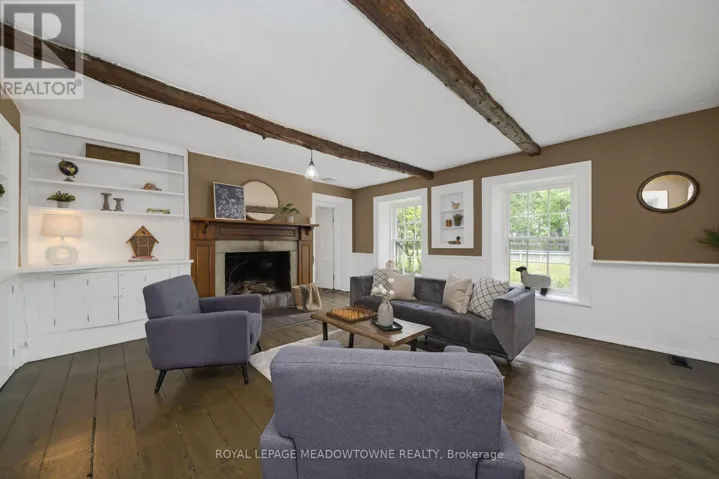5595 25 SIDE ROAD, Milton (NA Rural Nassagaweya), Ontario L7J2L7