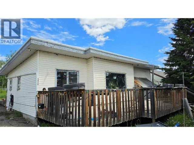 1416 94 Avenue, Dawson Creek, British Columbia V1G1G8