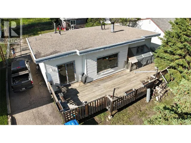 1416 94 Avenue, Dawson Creek, British Columbia V1G1G8