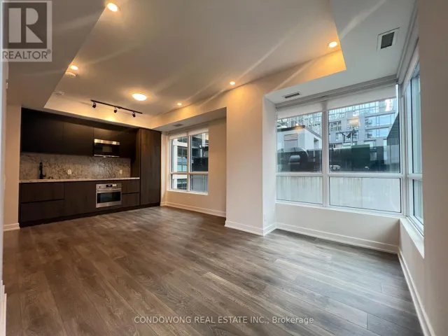 816 - 108 PETER STREET, Toronto (Waterfront Communities), Ontario M5V0W2