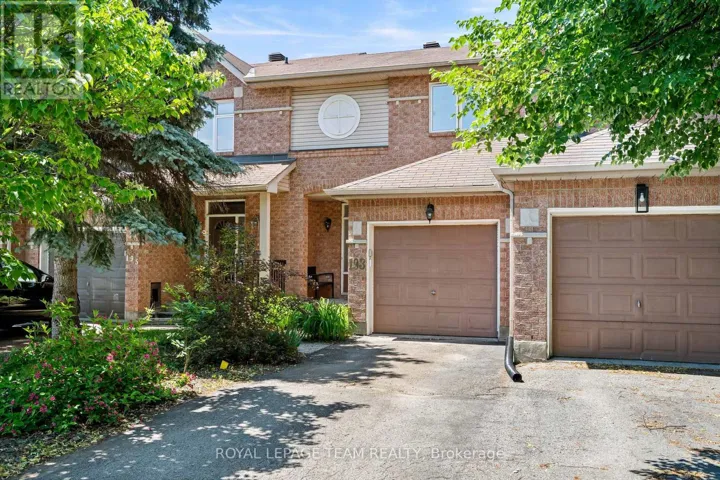 193 THORNBURY CRESCENT, Ottawa, Ontario K2G6C2
