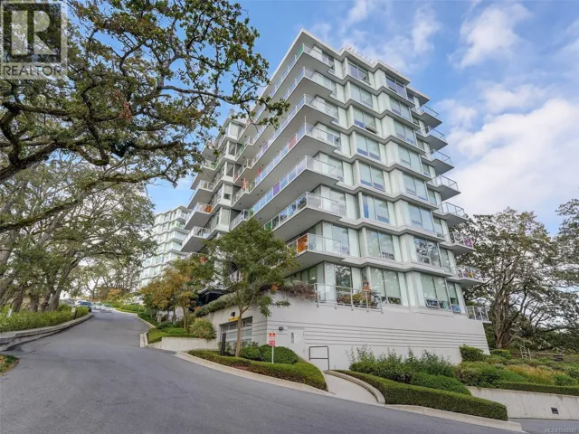 603 4009 Rainbow Hill Lane, Saanich, British Columbia V8X0B3