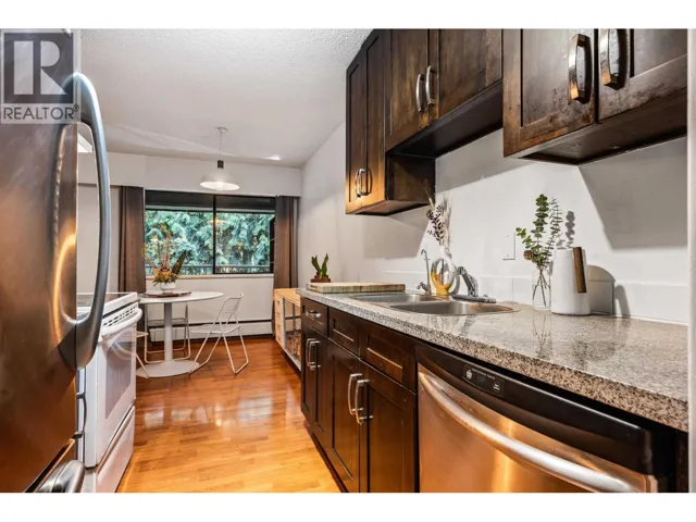 402 5340 HASTINGS STREET, Burnaby, British Columbia V5B1R1
