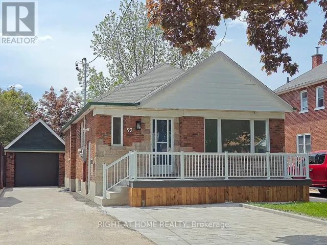 UPPER - 92 CADILLAC AVENUE S, Oshawa (Central), Ontario L1H5Z2