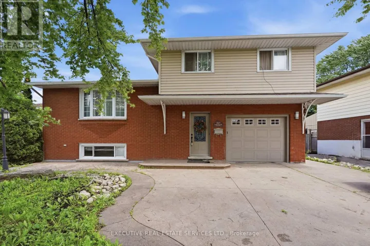 207 CHRISTOPHER DRIVE, Cambridge, Ontario N1R4S6