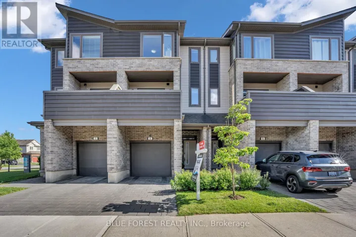 4 - 2070 MEADOWGATE BOULEVARD, London South (South U), Ontario N6M0H5