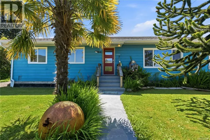 1784 Cypress Rd, Ucluelet, British Columbia V0R3A0