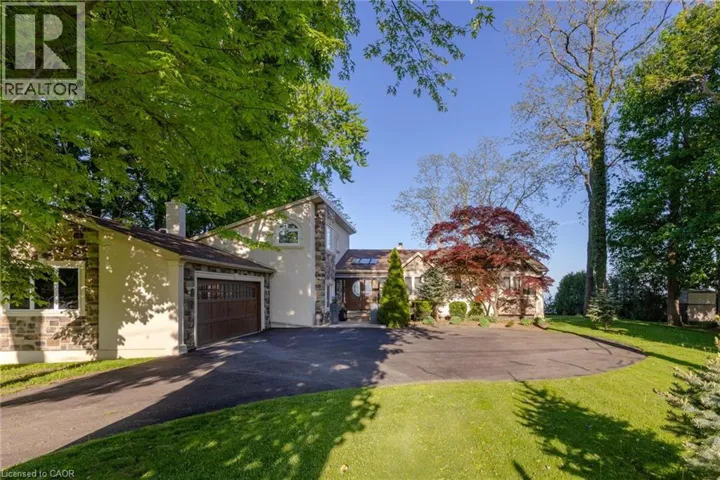 3346 LAKESHORE Road W, Oakville, Ontario L6L6S6