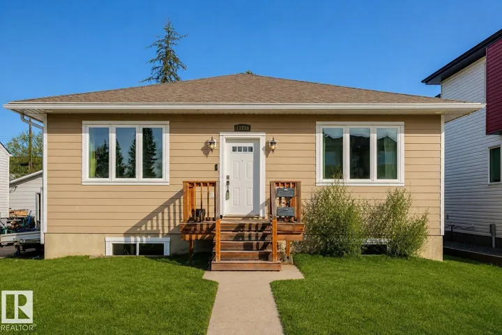 11118 72 AV NW, Edmonton, Alberta T6G0B2