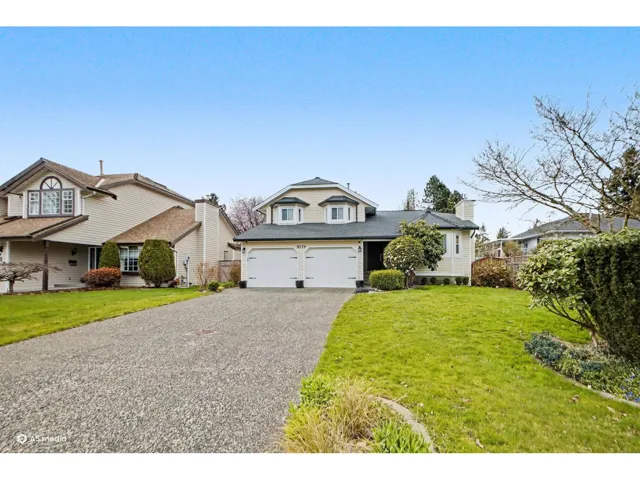 9279 156A STREET, Surrey, British Columbia V4N3B1
