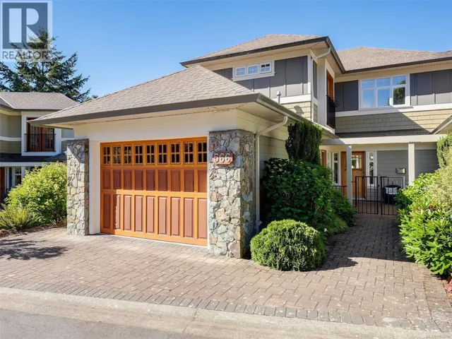 566 Caselton Pl, Saanich, British Columbia V8Z7Y5