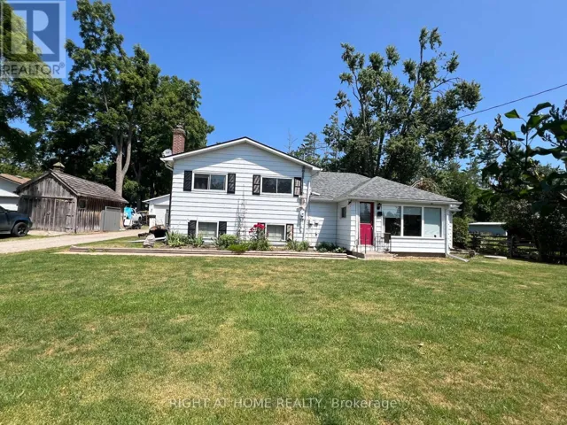 12 LAKESHORE ROAD E, Oro-Medonte, Ontario L0L2E0