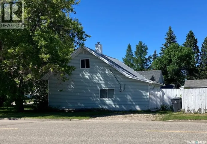 911 1st STREET W, Nipawin, Saskatchewan S0E1E0