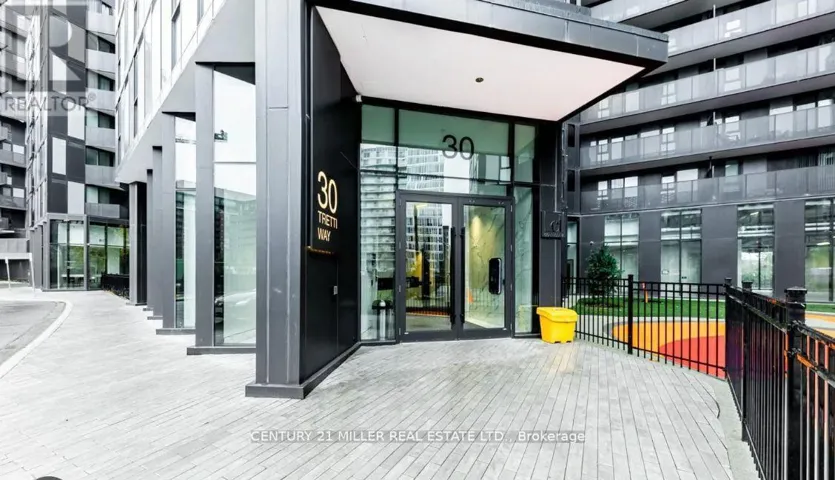4 - 30 TRETTI WAY, Toronto (Clanton Park), Ontario M3H0E3