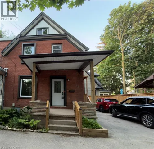 18 MIEHM Place, Kitchener, Ontario N2H2K9
