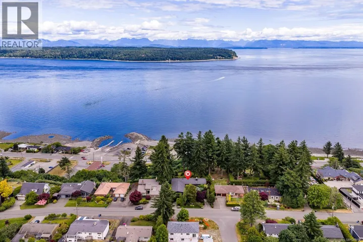 1093 Ash St, Campbell River, British Columbia V9W1G6